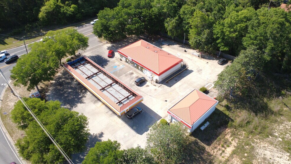 More Photos Of 7102 Cottage Hill Rd, Mobile Convenience Store For Sale