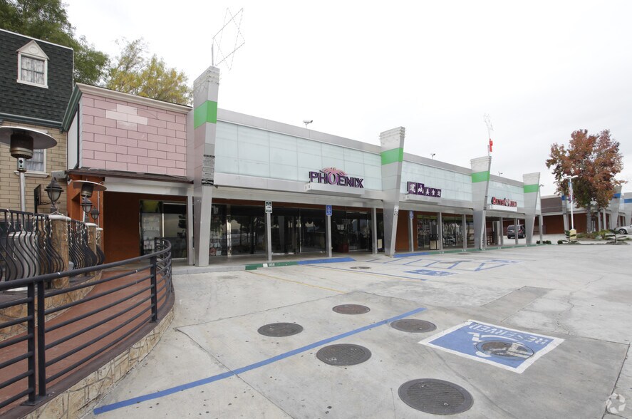 More Photos Of 18162-18194 Colima Rd, Rowland Heights General Retail For Sale