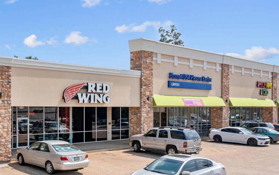 More Photos Of 2950 S John Redditt Dr, Lufkin Unknown For Lease