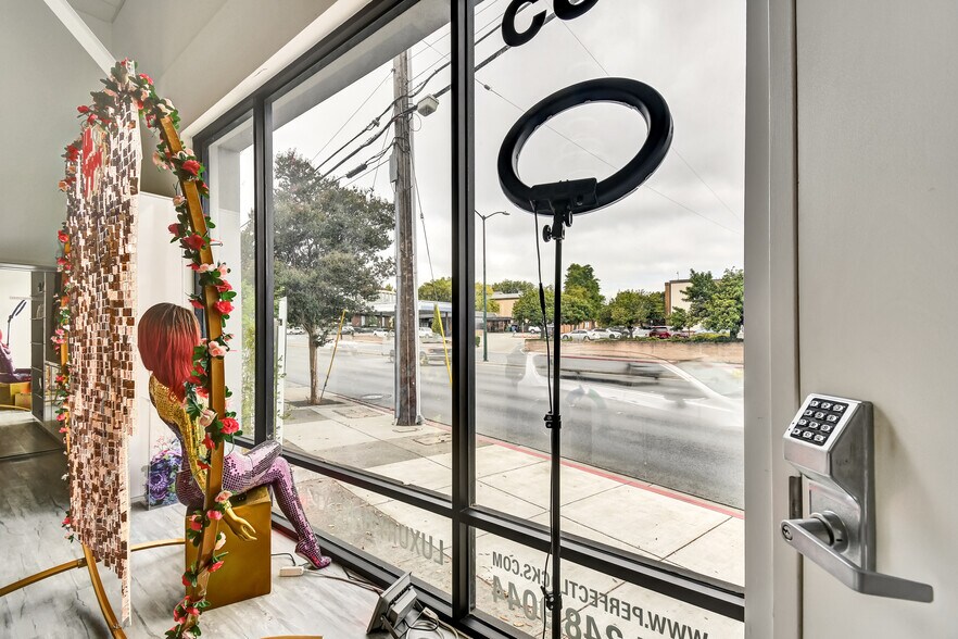 More Photos Of 635 Ygnacio Valley Rd, Walnut Creek Research And Development For Sale