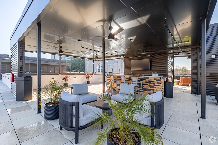More Photos Of 348-376 NE Auburn Ave, Atlanta Apartments For Lease