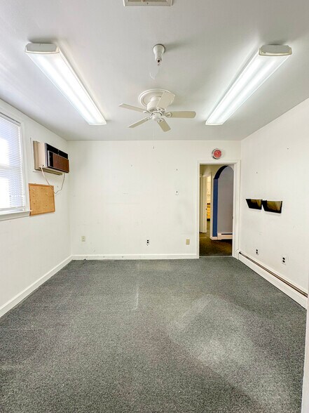 More Photos Of 1201 Easton Rd, Roslyn Medical For Lease