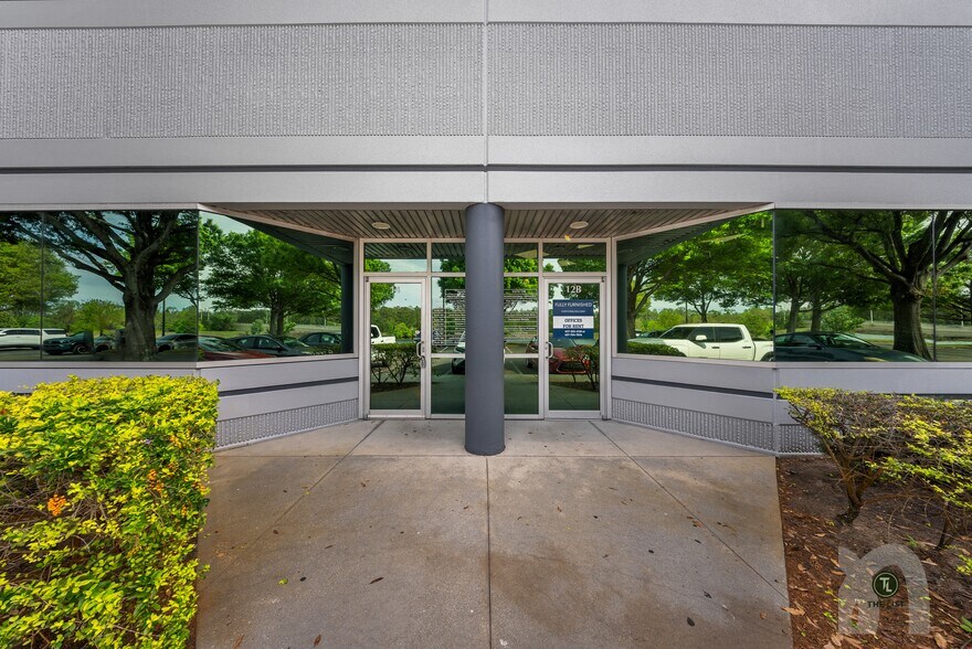 More Photos Of 7362 Futures Dr, Orlando Coworking Space