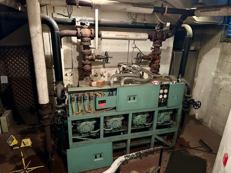 More Photos Of 3803 4th St, Brooklyn Religious Facility For Sale