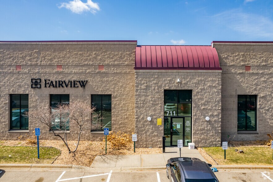 More Photos Of 701-721 Kasota Ave SE, Minneapolis Light Distribution For Lease