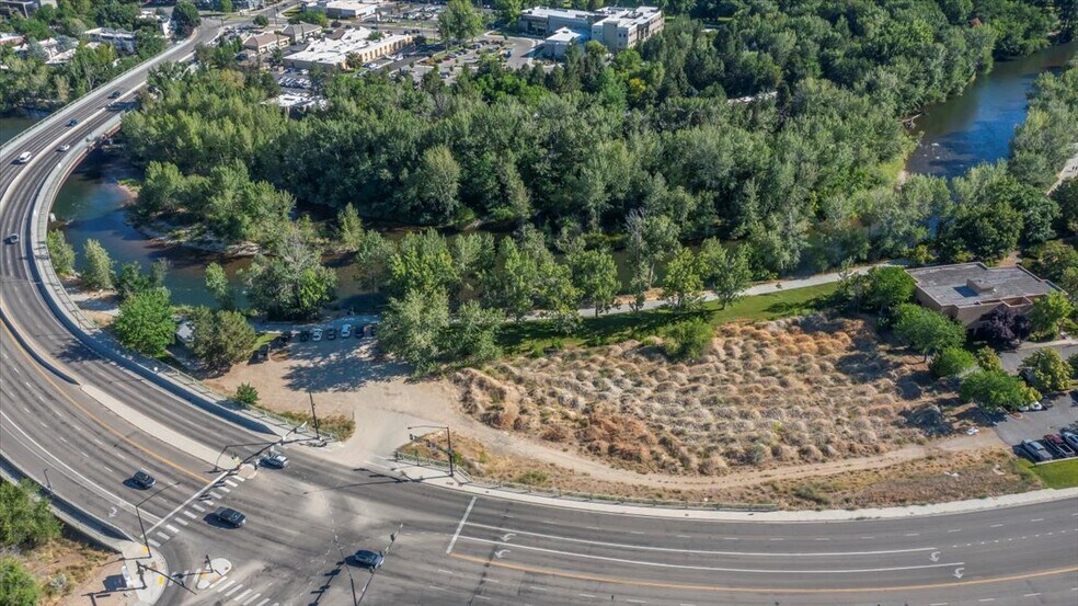 More Photos Of 444 W Parkcenter Blvd, Boise Land For Sale