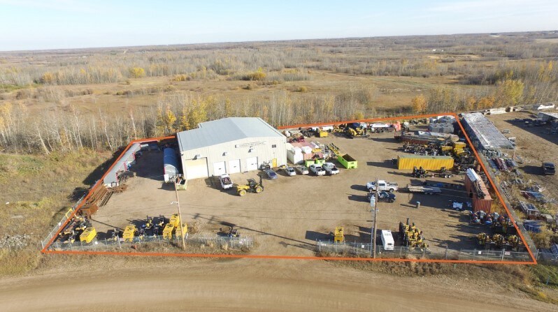 Primary Photo Of 4418 51 Av, Redwater Warehouse For Sale