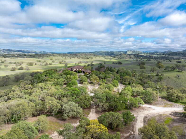 More Photos Of 76525 Interlake Rd, Bradley Land For Sale