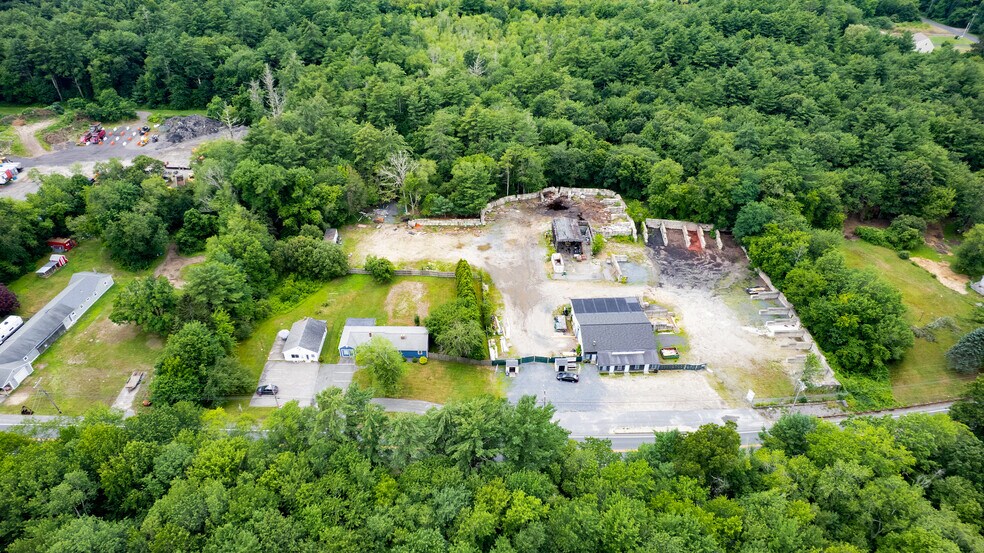 More Photos Of 368 Main St, Plympton Freestanding For Sale