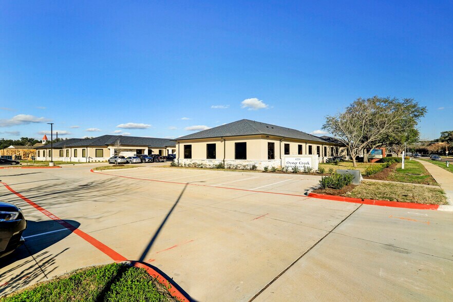 More Photos Of 4220 Cartwright Rd, Missouri City Medical For Sale