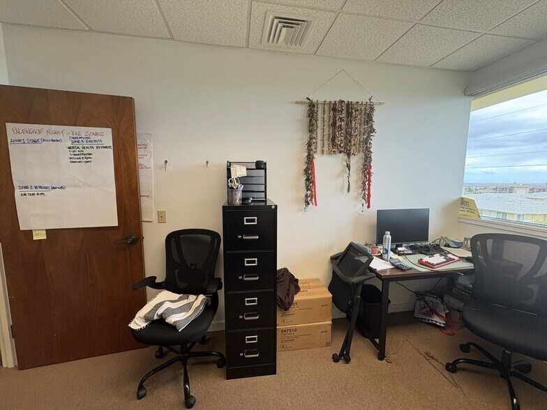 More Photos Of 40 Kupuohi St, Lahaina Medical For Sale