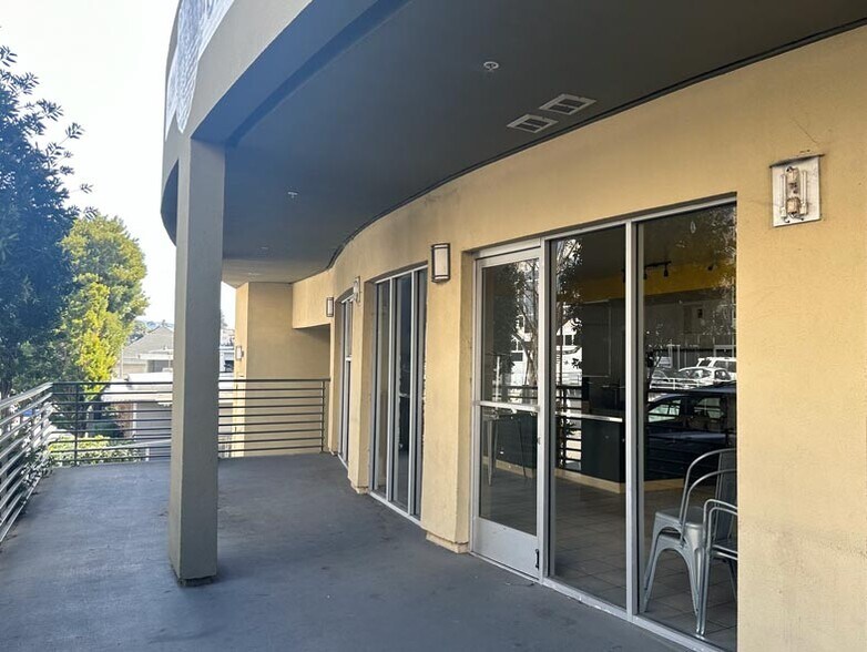 More Photos Of 371 30th St, Oakland Medical For Lease