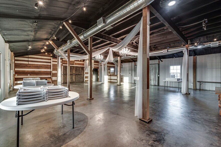 More Photos Of 3199 County 2730 Rd, Glen Rose Lodge Meeting Hall For Sale