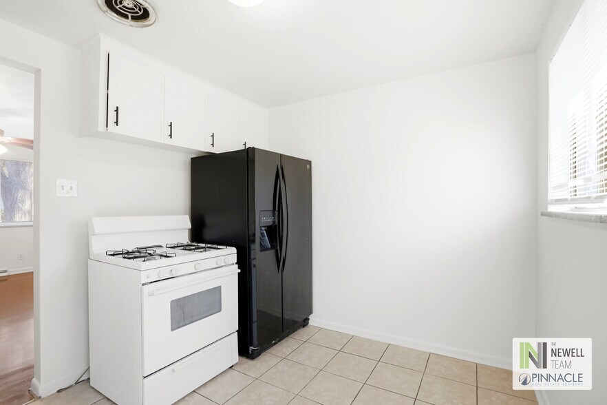 More Photos Of 7515 W 8th Pl, Lakewood Apartments For Sale