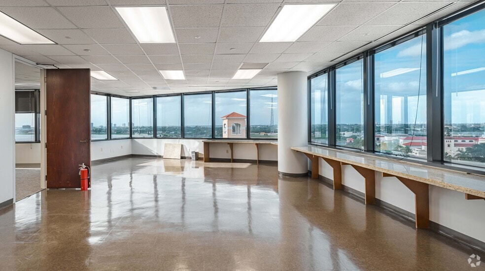 Photo of 8th Floor Ste 800