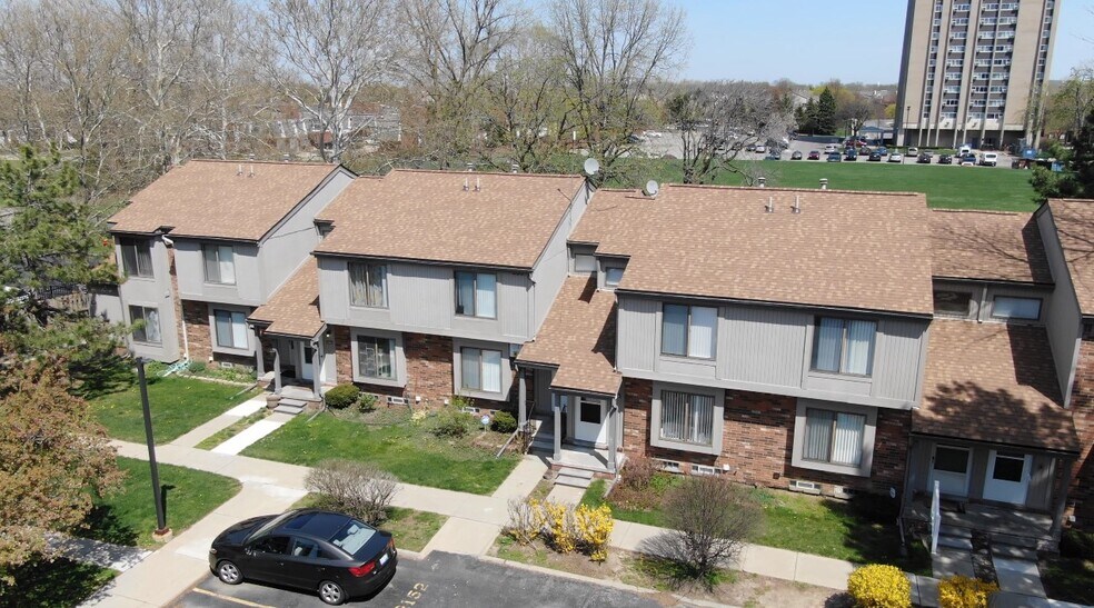 More Photos Of 2154 Hyde Park Rd, Detroit Apartments For Sale