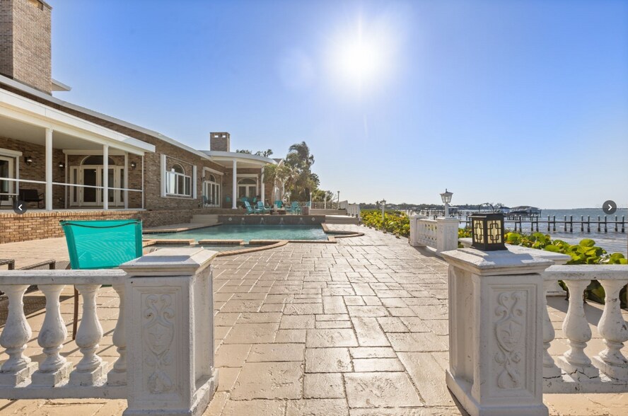More Photos Of 6118 Riverview Blvd, Bradenton Specialty For Sale