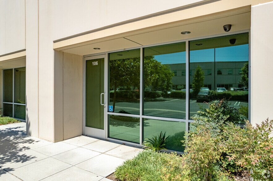 More Photos Of 15823 W Monte St, Sylmar Warehouse For Sale