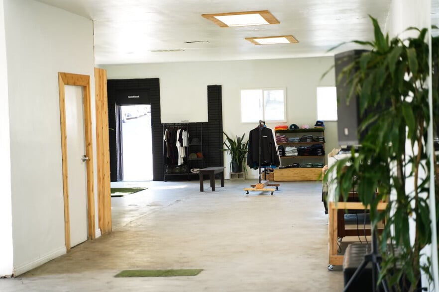 More Photos Of 5254 Alhambra Ave, Los Angeles Distribution For Sale