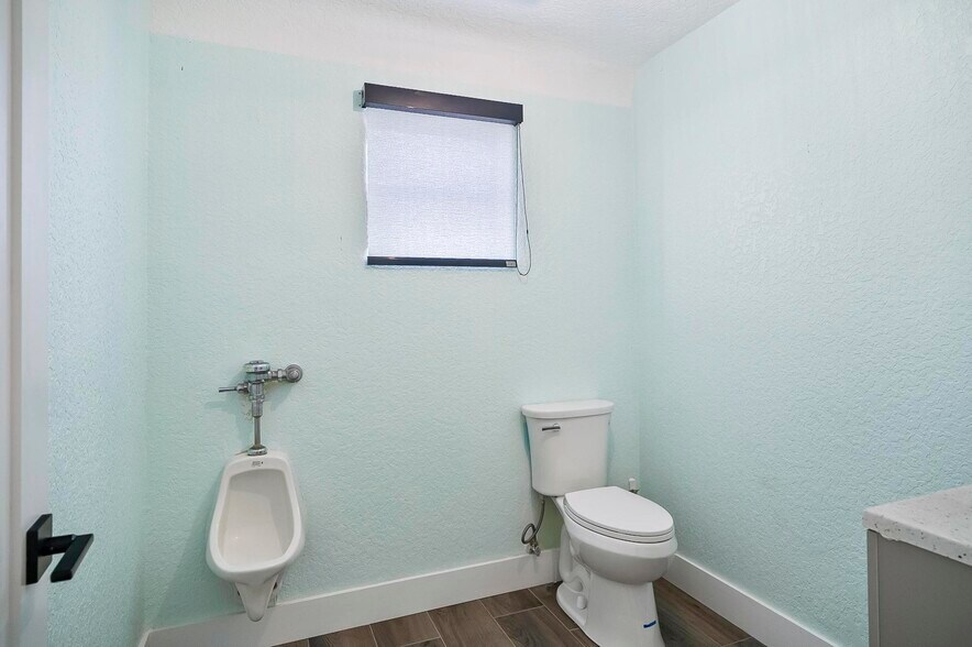 More Photos Of 2360 E Moody Blvd, Bunnell Industrial For Sale