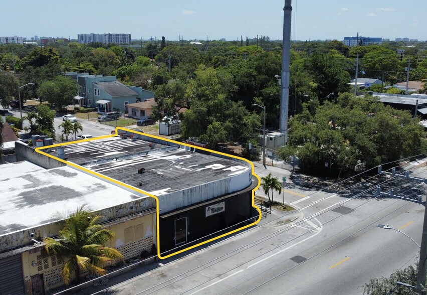 More Photos Of 360 NW 71st St, Miami Flex For Sale