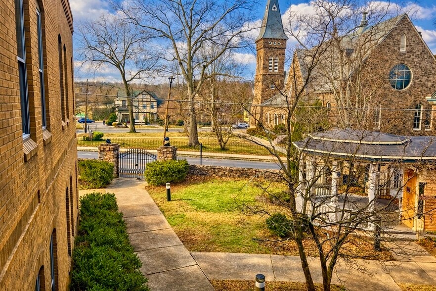 More Photos Of 1-3 E Main St, Flemington Office For Sale