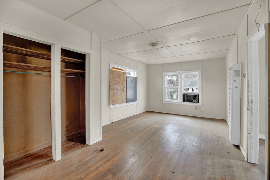 More Photos Of 650-664 S Seguin Ave, New Braunfels Land For Sale