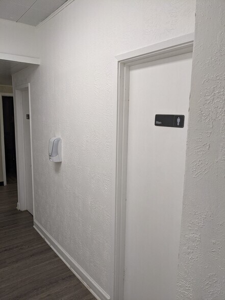 More Photos Of 1015 Santa Fe St, Corpus Christi Medical For Lease