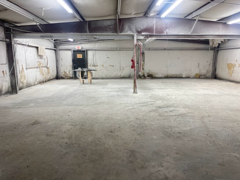 More Photos Of 120 Leslie Ln, Swansboro Industrial For Sale