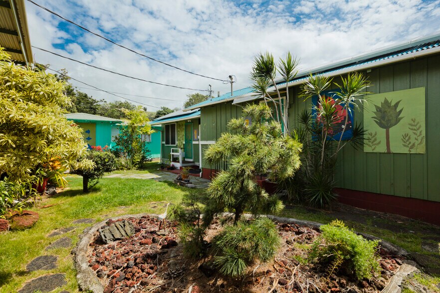 More Photos Of 95-1148 Naalehu Spur RD., Naalehu Restaurant For Sale