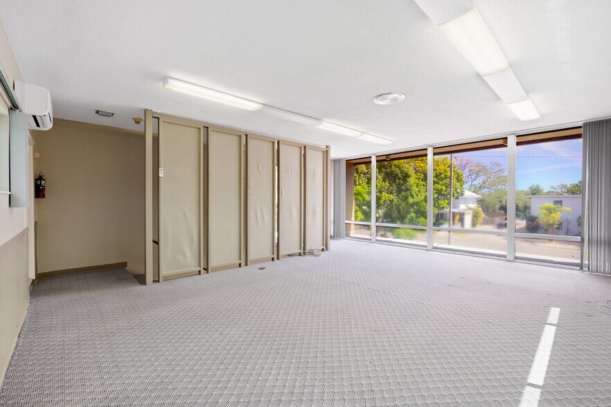 More Photos Of 1510 Dr. Martin Luther King Jr St N, Saint Petersburg Office For Sale