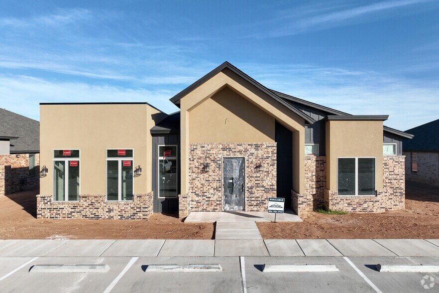 More Photos Of 5514 114th St, Lubbock Office For Sale