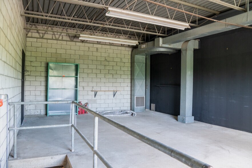 More Photos Of 4095 Ferry Rd, Doylestown Warehouse For Lease