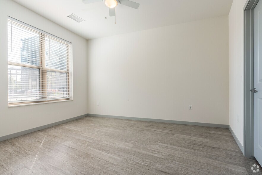 More Photos Of 5022 American Pky, Madison Apartments For Lease