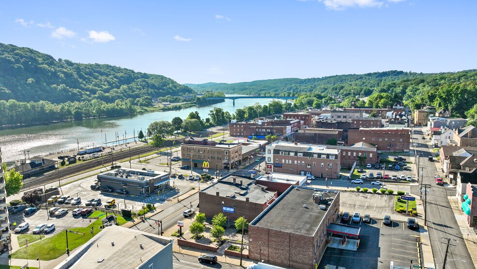 More Photos Of 314-316 W Main St, Monongahela Storefront Retail Office For Sale