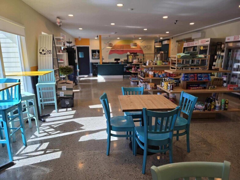 More Photos Of 168 Lower County Rd, Dennis Port Freestanding For Sale