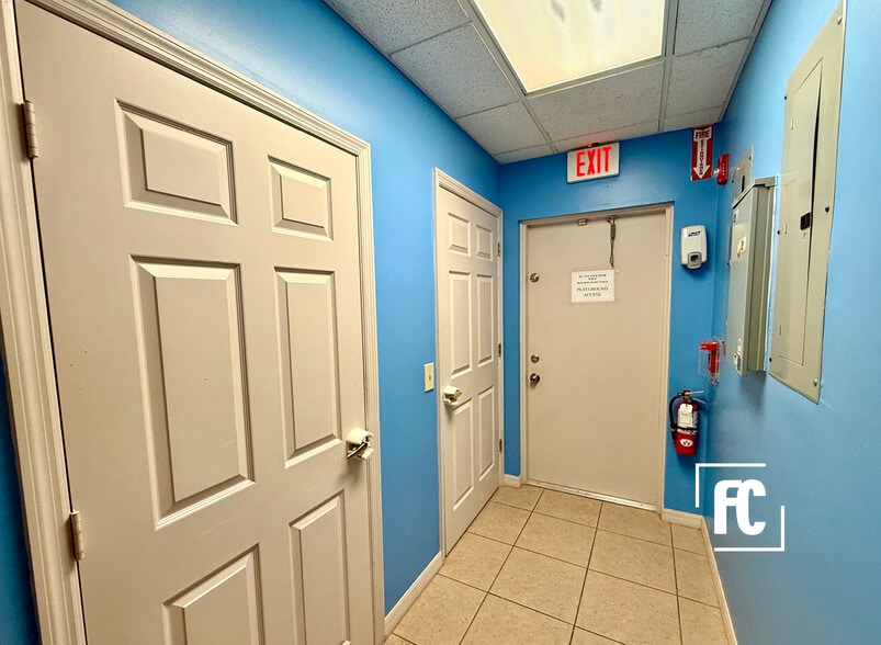 More Photos Of 310 SW Ocean Blvd, Stuart Medical For Sale