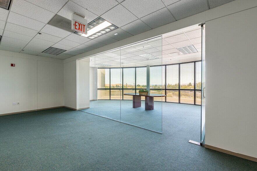 More Photos Of 333 Sunset Ave, Suisun City Medical For Sale