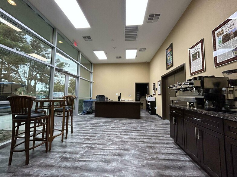 More Photos Of 2950 E Sunset Rd, Las Vegas Showroom For Sale