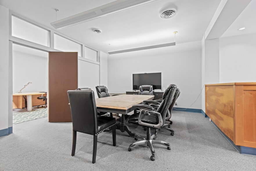 More Photos Of 18 E Main St, Belleville Storefront Retail Office For Sale