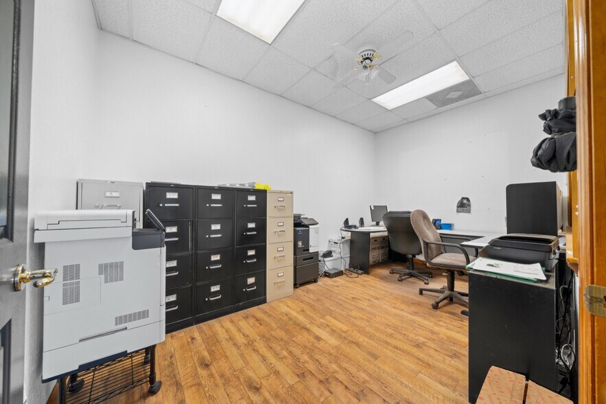 More Photos Of 7722 SE 126th Pl, Belleview Warehouse For Lease