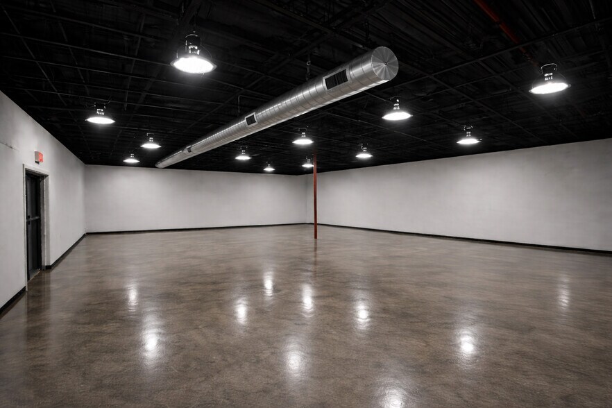 More Photos Of 6270 Mexico Rd, Saint Peters Flex For Lease