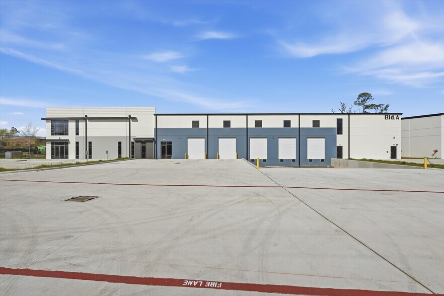 More Photos Of 7933 Ley Rd, Houston Unknown For Lease