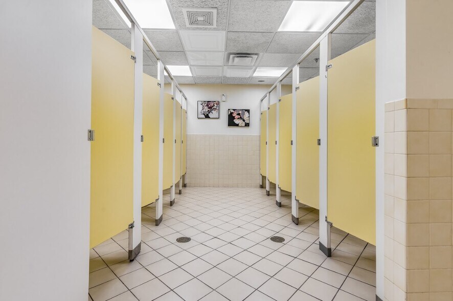 More Photos Of 88 Route 173 W, Hampton Lodge Meeting Hall For Sale