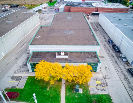 More Photos Of 7205 Edwards Blvd, Mississauga Warehouse For Lease
