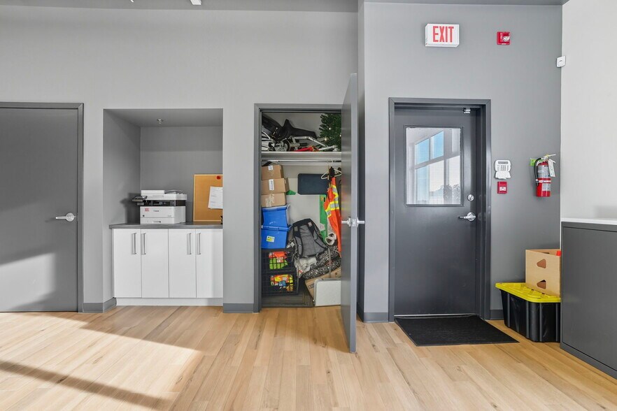 More Photos Of 5657-5677 99 St NW, Edmonton Loft Creative Space For Sale