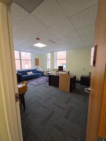 More Photos Of 737 Delaware Ave, Buffalo Office For Lease