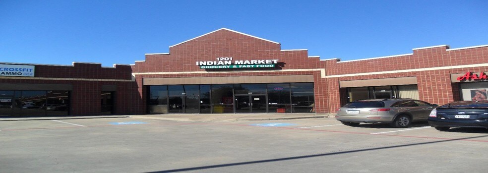 More Photos Of 1201 E Main St, Allen Storefront For Lease