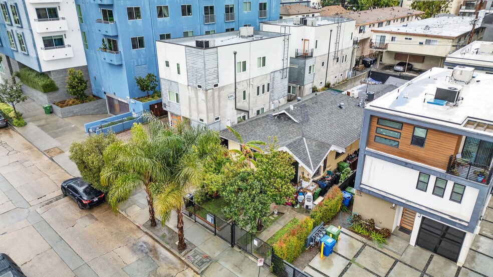More Photos Of 644 N Serrano Ave, Los Angeles Apartments For Sale