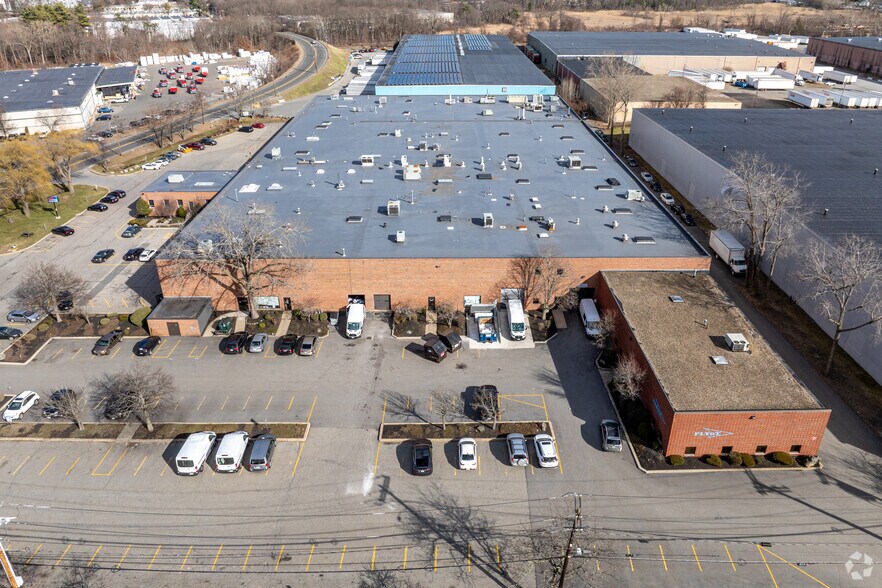 More Photos Of 78 Olympia Ave, Woburn Warehouse For Lease